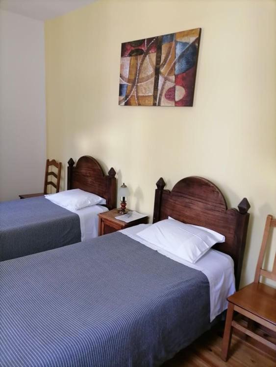 Pensao Avenida Hotel Penacova Bagian luar foto