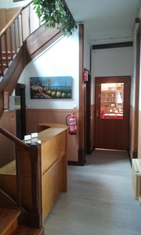 Pensao Avenida Hotel Penacova Bagian luar foto