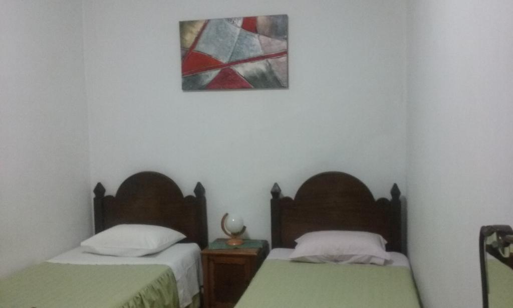Pensao Avenida Hotel Penacova Bagian luar foto