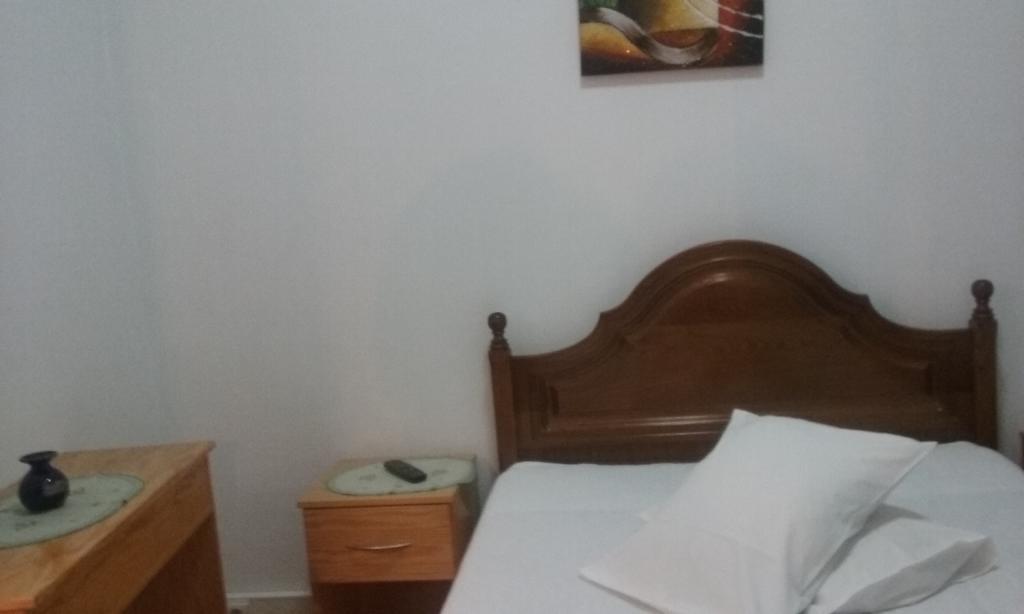 Pensao Avenida Hotel Penacova Ruang foto